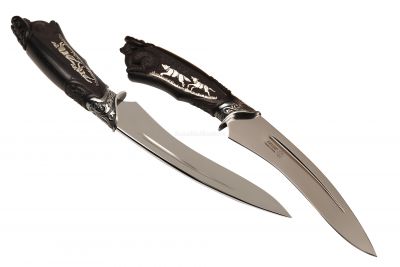 «Волк» - коллекционный авторский нож на подставке. Сталь Х12МФ, граб чёрный, серебро.
